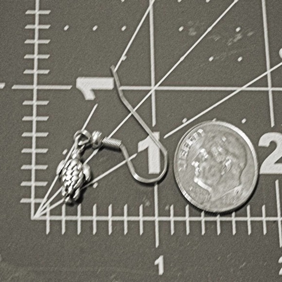 Sea Turtle Dangle Earrings 3041 - Picture 2 of 2